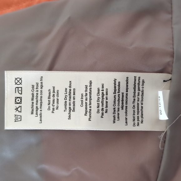 Merrell Woman's Coral Size M/M Waterproof Coat with hood. - Picture 10 of 16